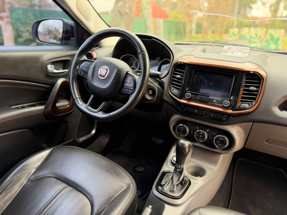 Fiat Toro VULKANO 4X4 AT9 — foto 14